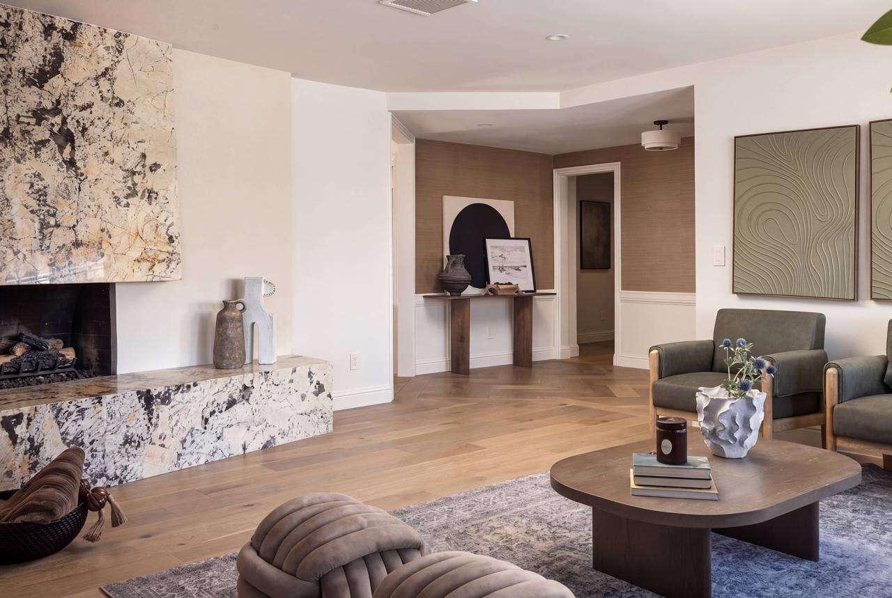 Living room, fireplace